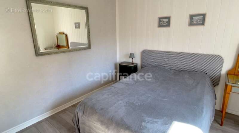 Maison à SAINT-MARTIN-DE-LA-PORTE