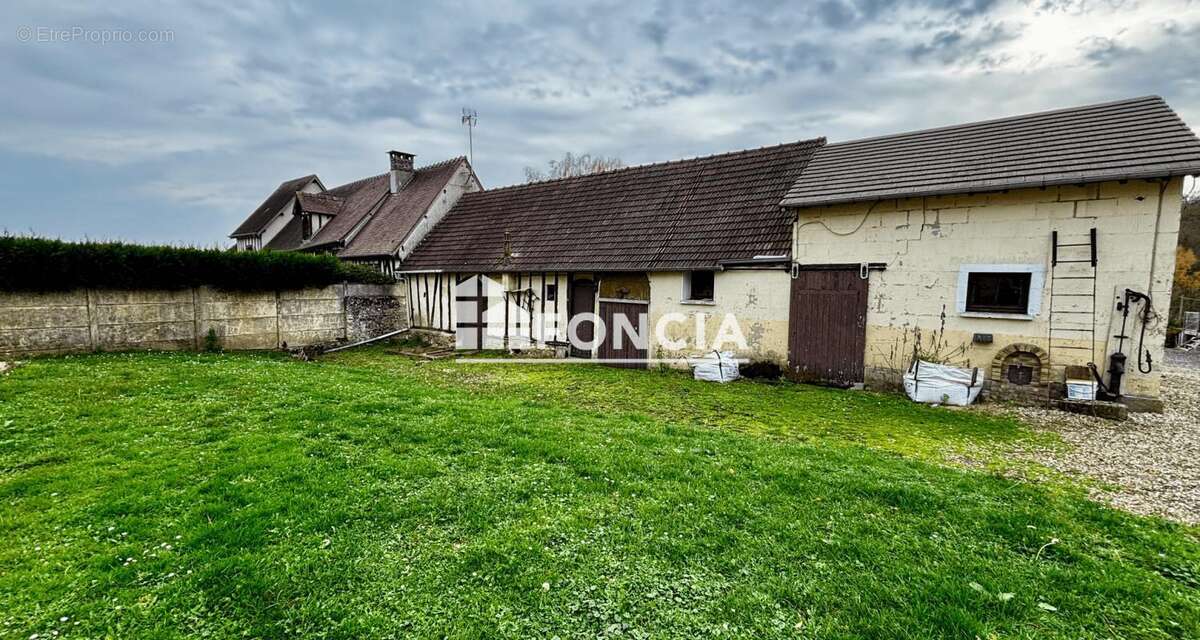 Maison à SAINT-MARCEL