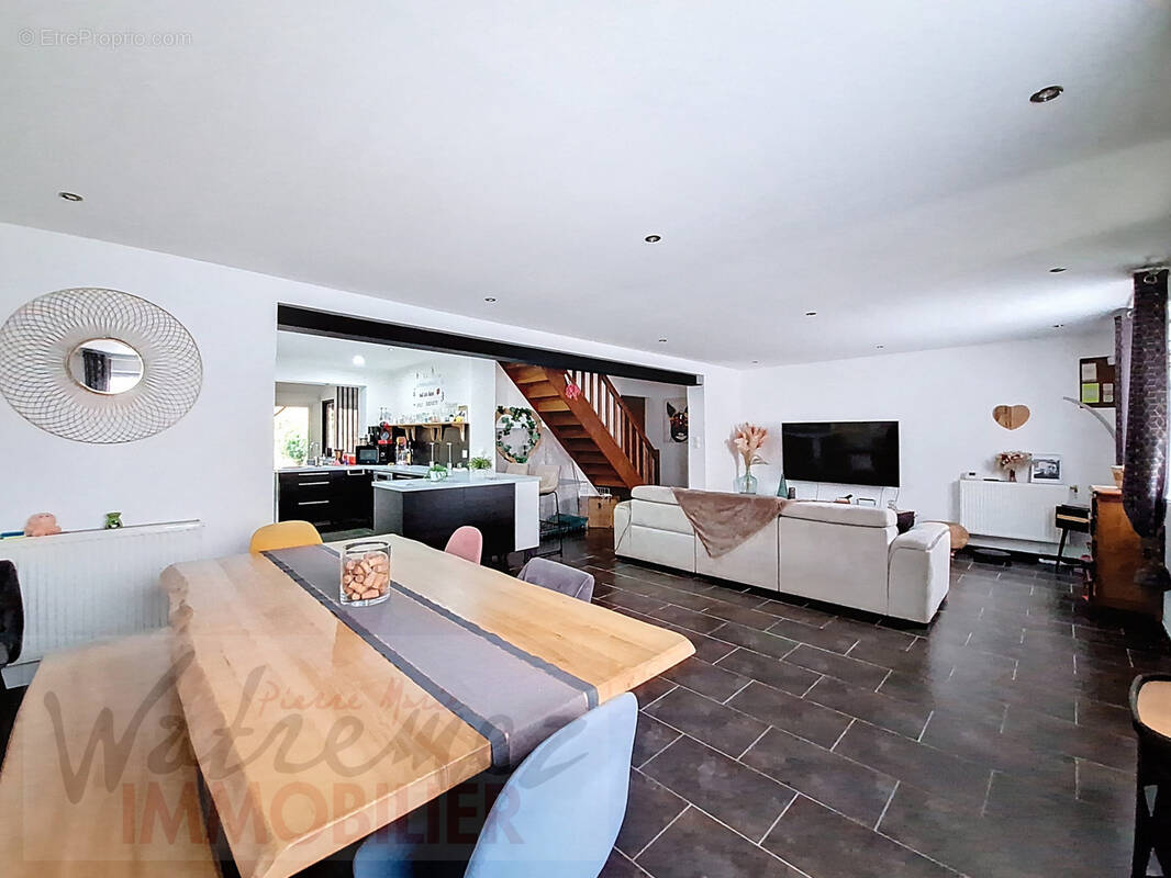 Maison à FRESNES-SUR-ESCAUT