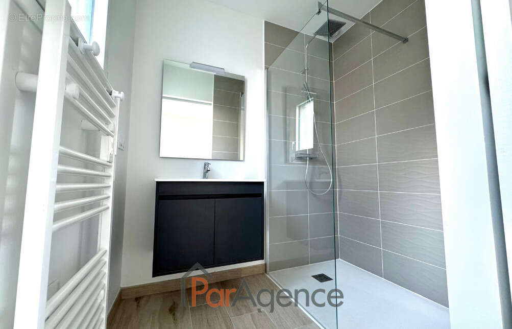 Maison à LES MATHES