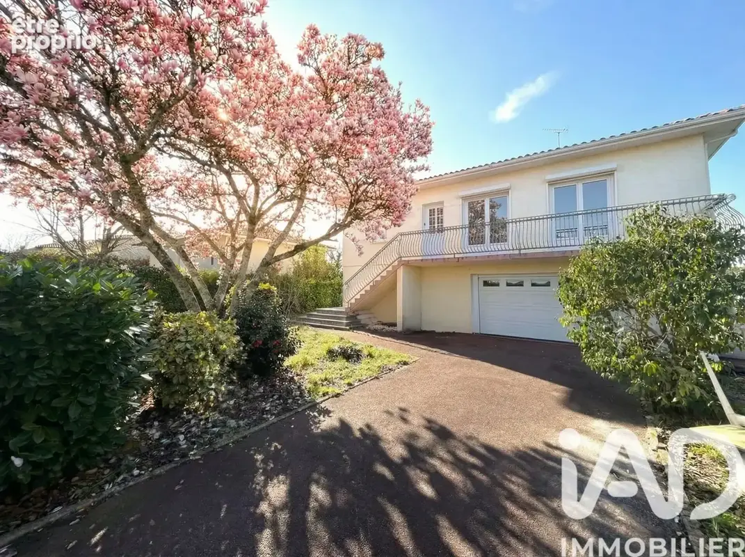 Photo 1 - Maison à SALLES
