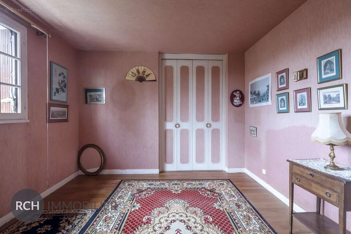 Maison à MONTFORT-L'AMAURY