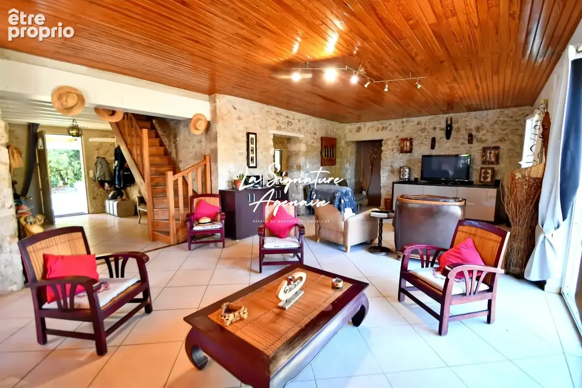 Maison 6 pièces 187 m² à vendre à Colayrac-Saint-Cirq (47450) - photo 2