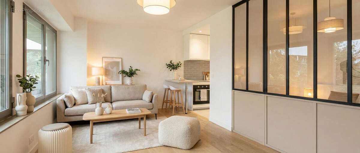 Appartement à PARIS-16E
