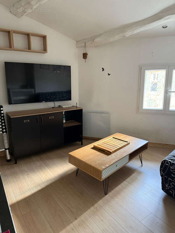 Appartement à ROQUEVAIRE