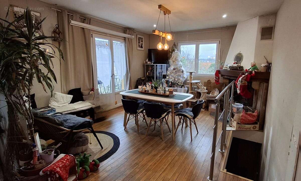 Maison à CREPY-EN-VALOIS