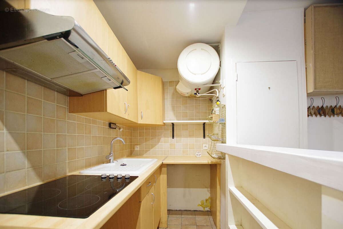 Appartement à PARIS-14E