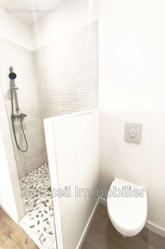 Appartement 42 m² à Le Grau-Du-Roi  - photo 4