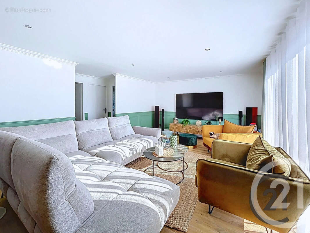 Maison 252 m² à Ruvigny  - photo 6