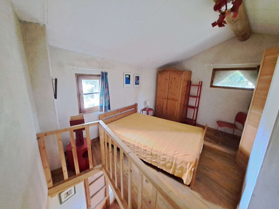 Maison à MALAUCENE