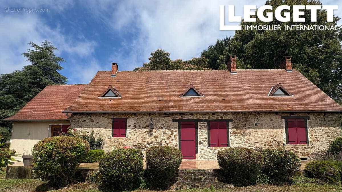Maison à LA PORCHERIE