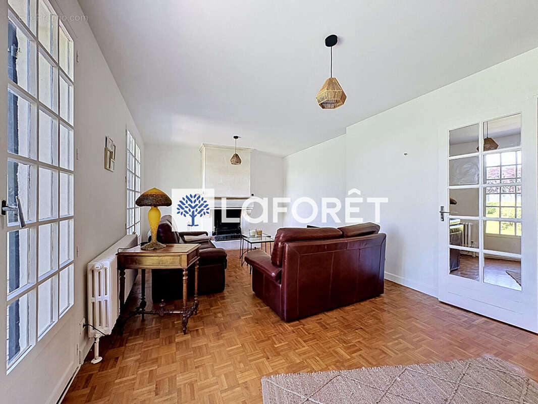 Maison Beynost 6 pièces 155m² sur son terrain de 1070m² - photo 4
