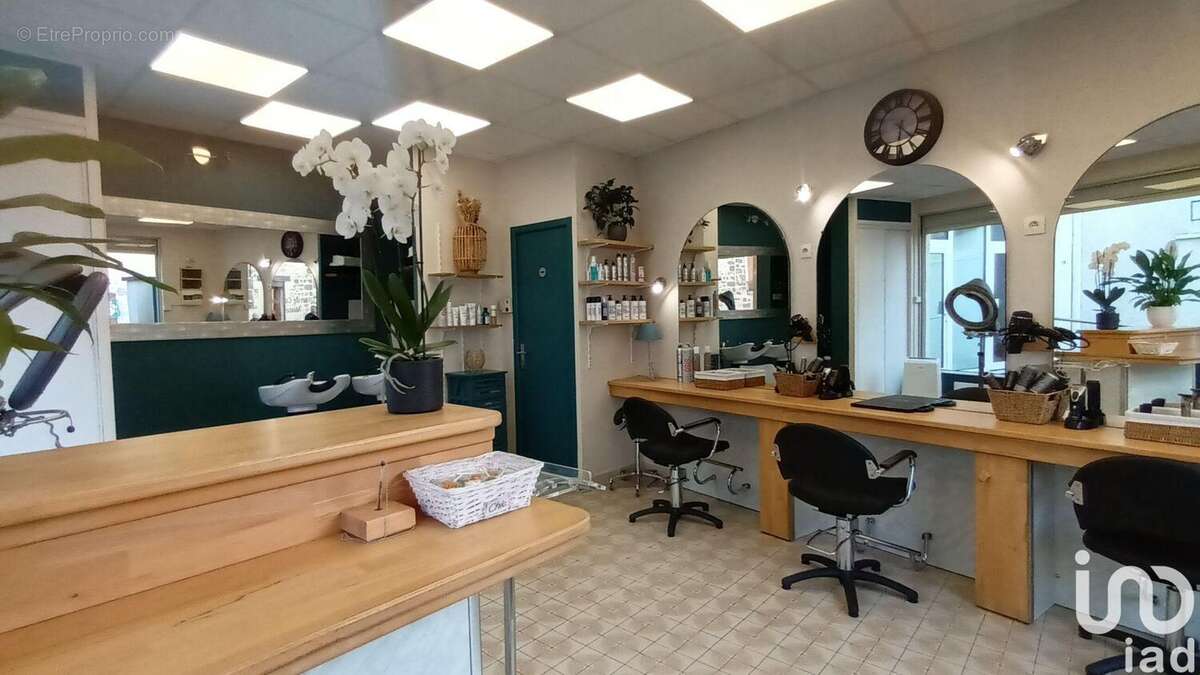 Photo 8 - Commerce à BETHISY-SAINT-PIERRE