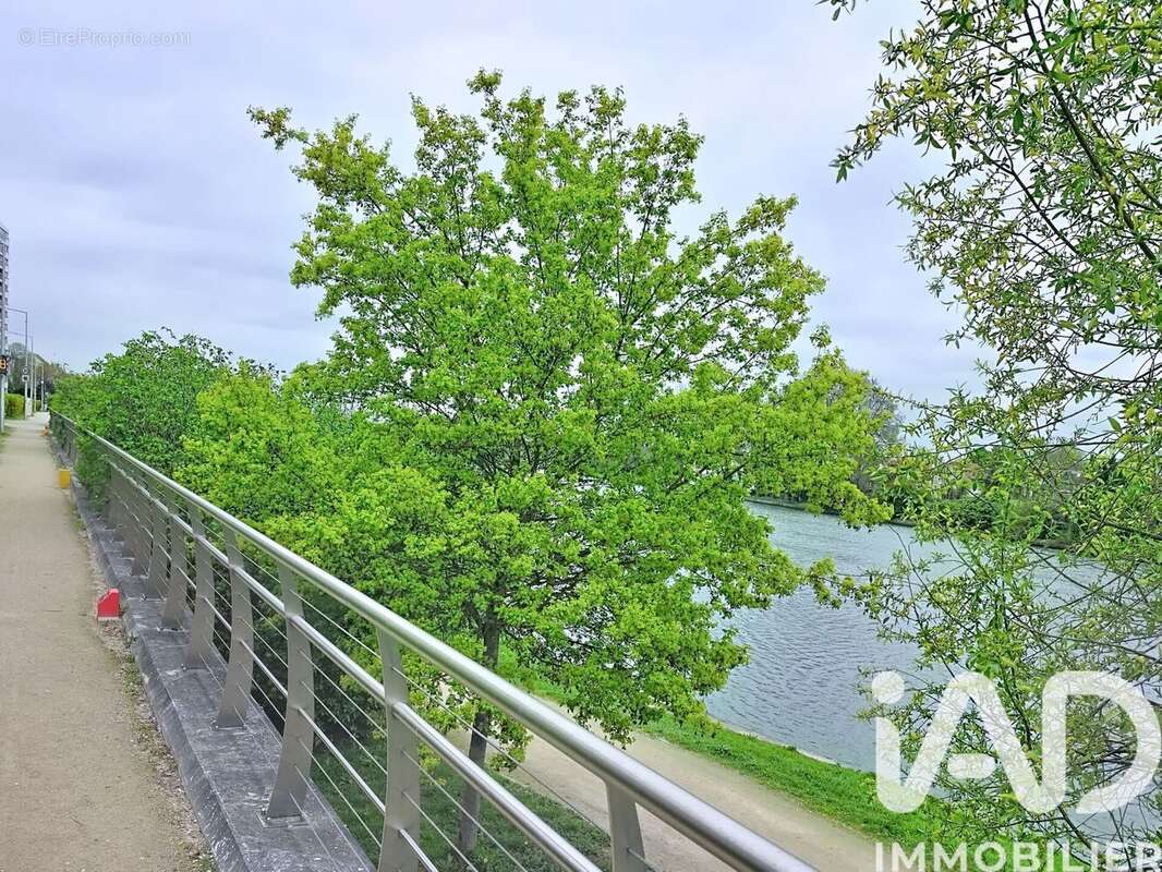 Photo 8 - Appartement à JUVISY-SUR-ORGE