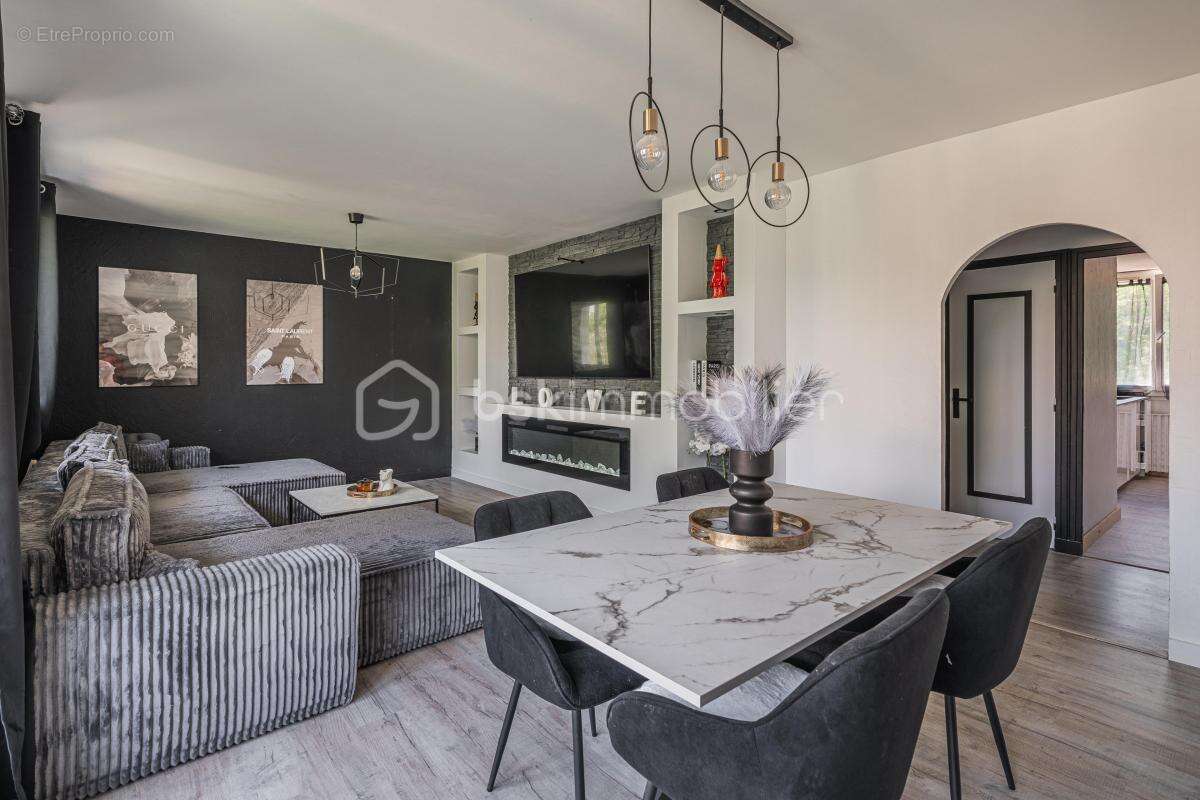 Appartement à LE PONT-DE-CLAIX
