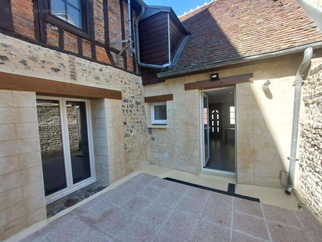Maison centre ville - photo 16