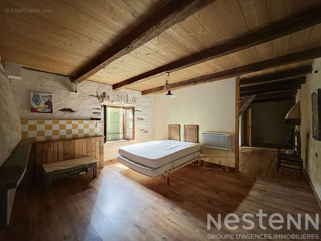 Ancienne ferme et magnanerie cévenole avec gîtes, 6 hectares de terrain et vue sur la vallée - Saint Germain de Calberte - photo 11