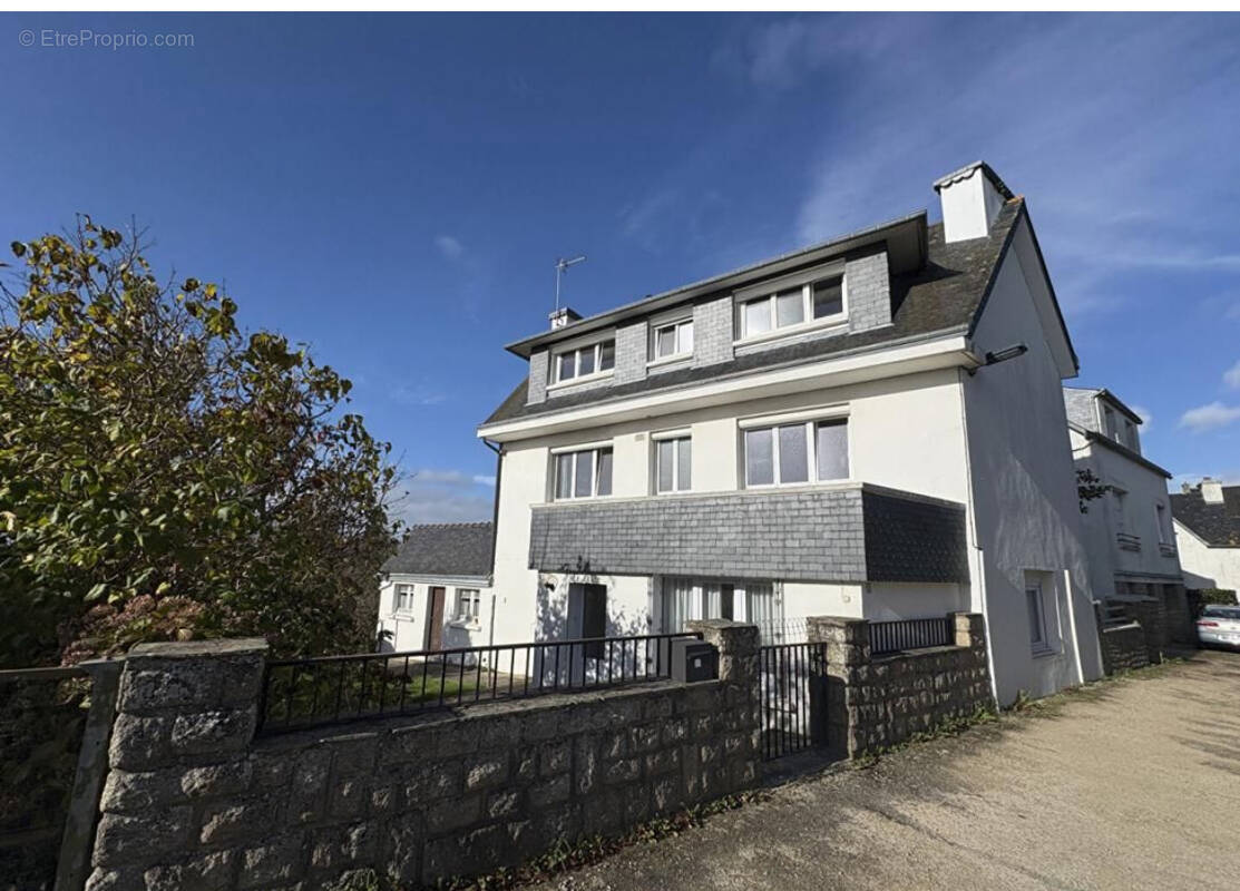 Maison à RIEC-SUR-BELON