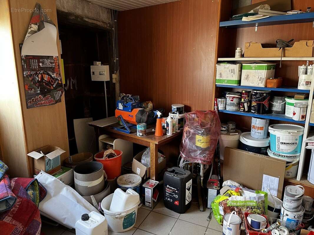 Commerce à SAINT-JUNIEN