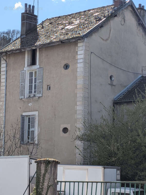 Appartement à RENAGE