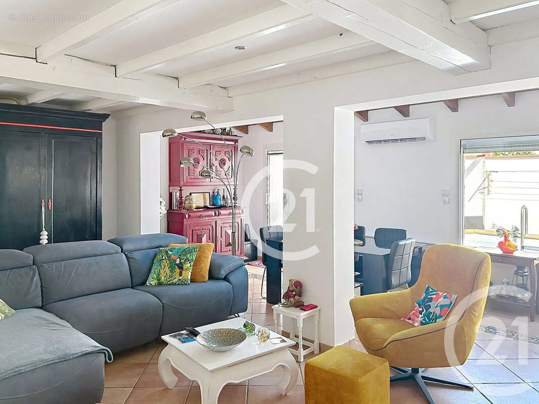Maison 141 m² à Corneilla-Del-Vercol  - photo 7