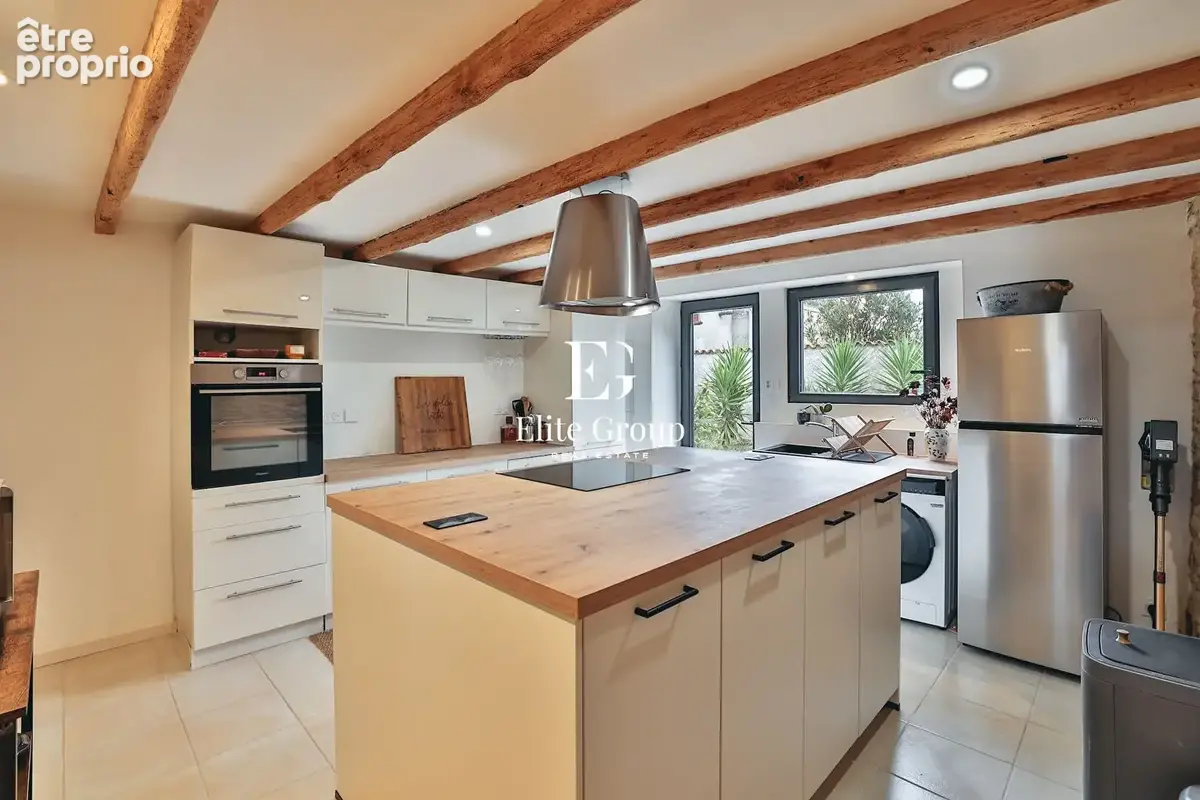 À vendre très belle maison en pierre à val de cognac - 5 pièces - 110 m2 - photo 9
