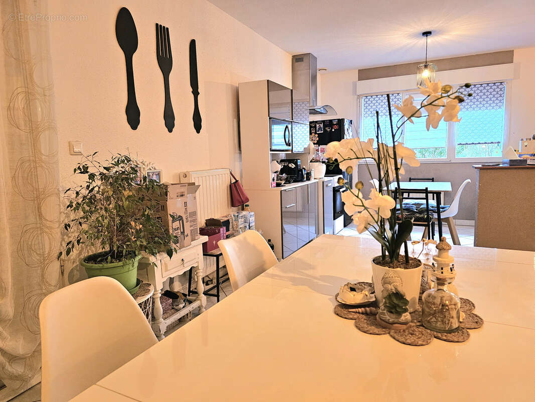 Maison à CHAMPAGNEY