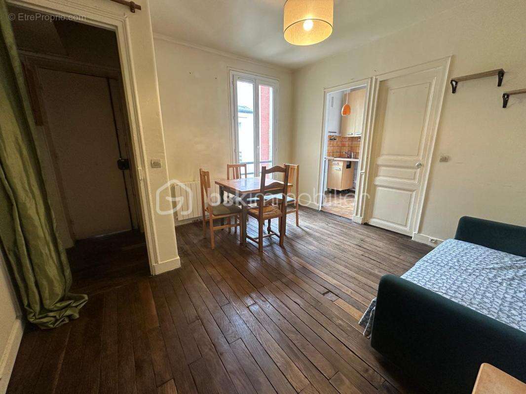 Appartement à PARIS-20E