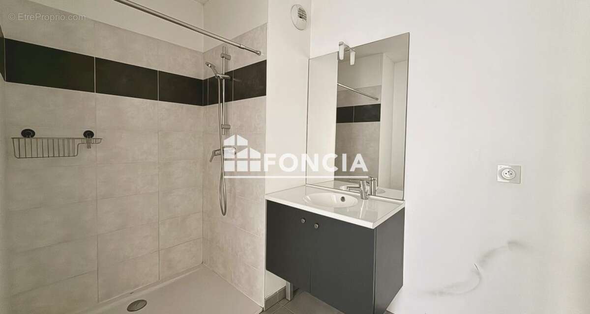Appartement à BOURGOIN-JALLIEU