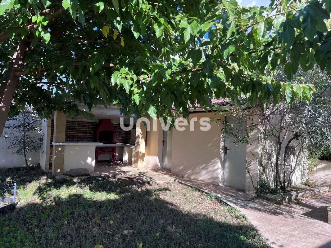 Maison à BOURG-LES-VALENCE