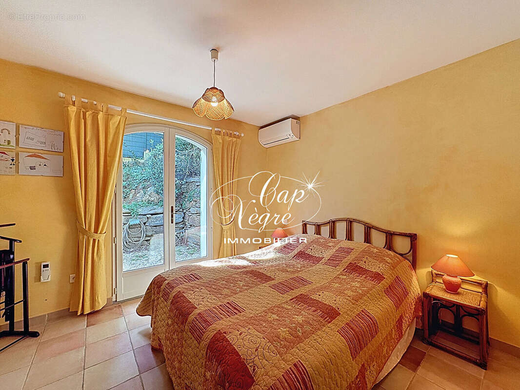 Maison à RAYOL-CANADEL-SUR-MER