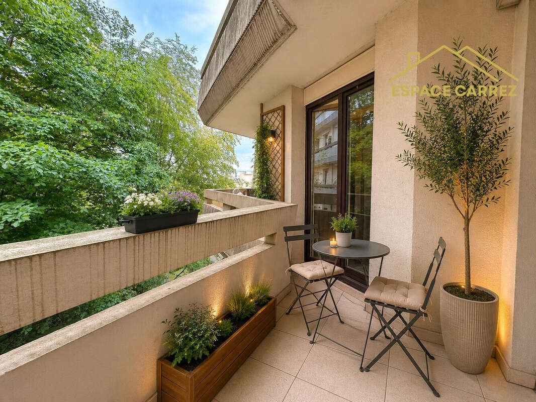 Appartement à LES LILAS