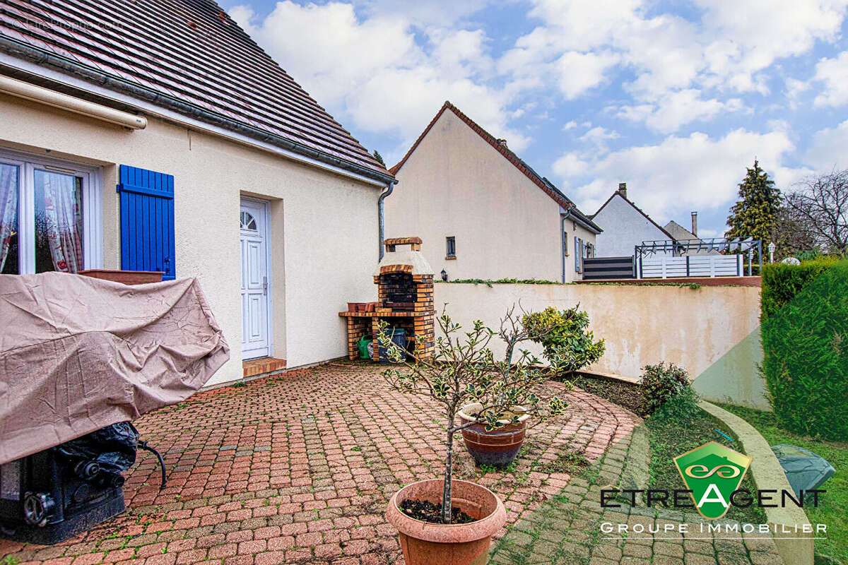 Maison à SAINT-OUEN-L'AUMONE