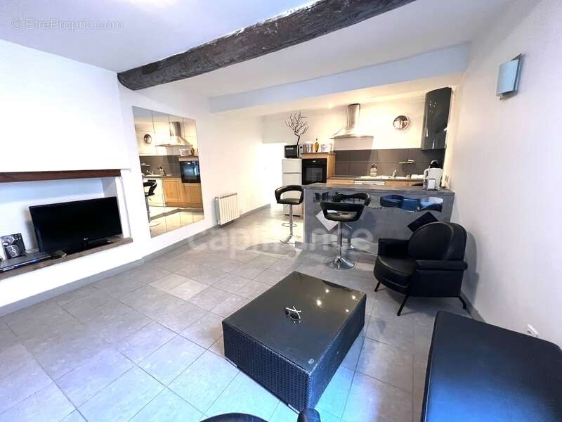 Appartement à FORCALQUIER