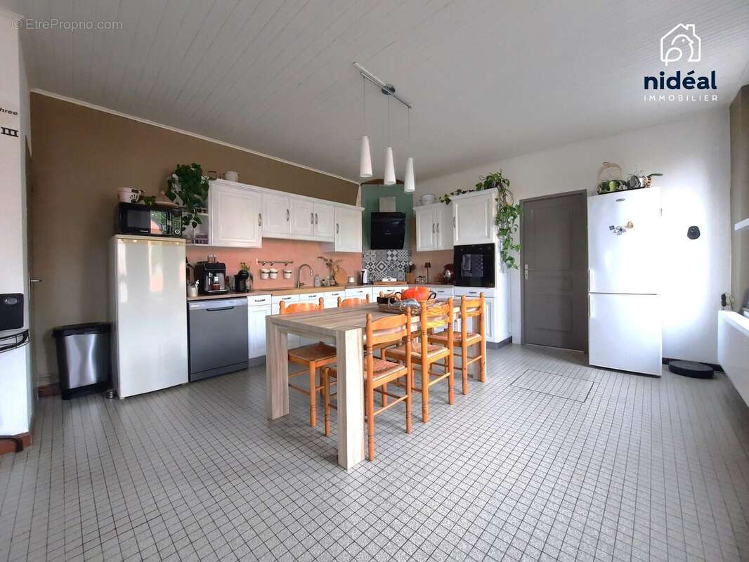 Maison à SAINS-DU-NORD