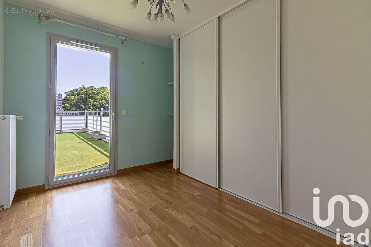 Photo 9 - Appartement à GENAS