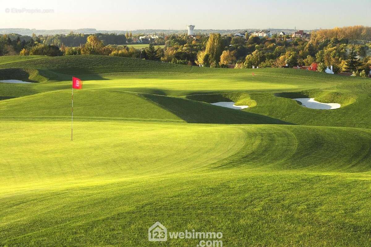 Appartement à BUSSY-SAINT-GEORGES
