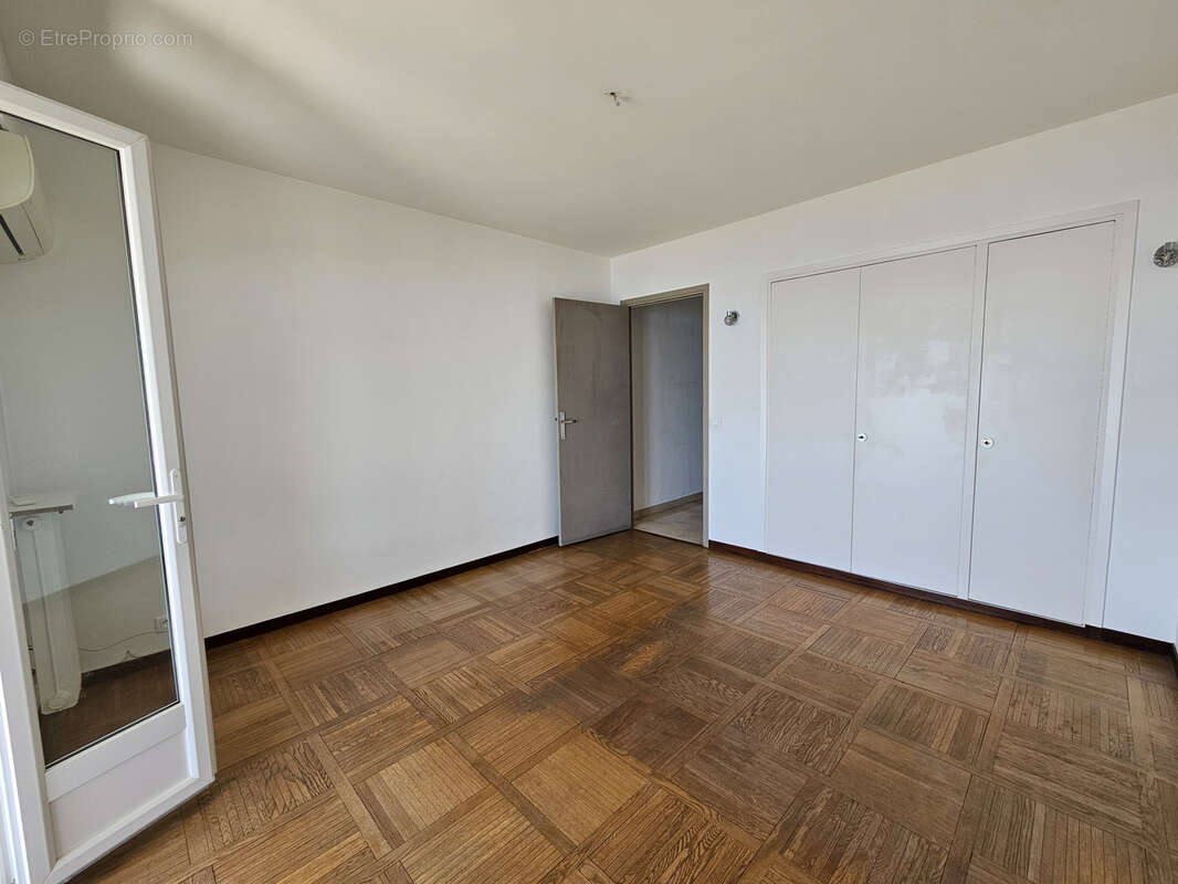 Appartement à CAP-D'AIL