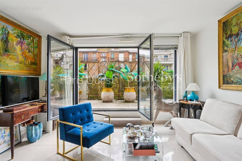 Appartement à LEVALLOIS-PERRET