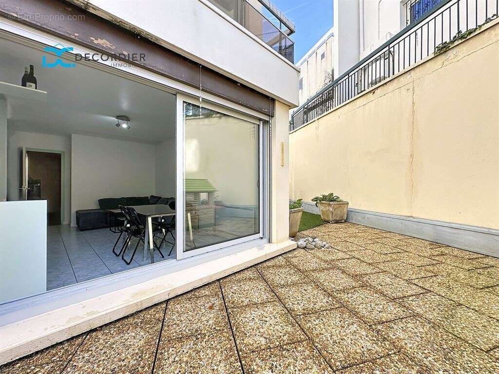 Appartement à EVIAN-LES-BAINS