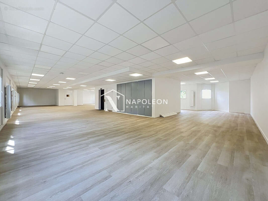 Commerce 263 m² à Lille  - photo 2