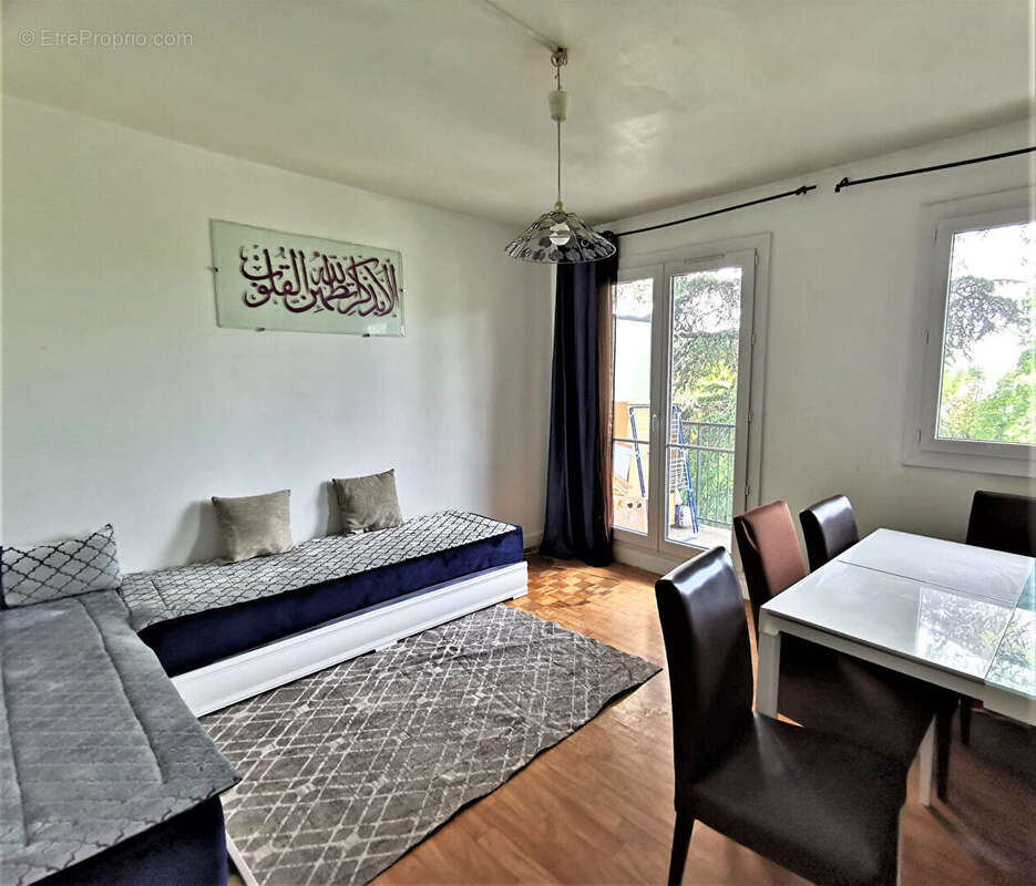 Appartement à PIERREFITTE-SUR-SEINE