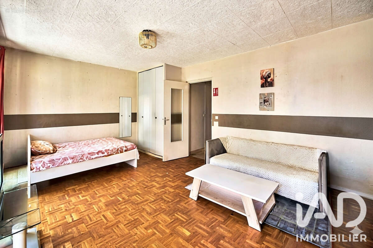 Photo 4 - Appartement à VILLEURBANNE