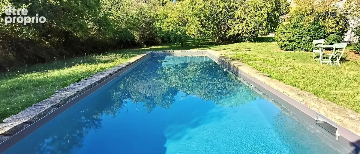 Demeure de caractère en pierre de 1840   254,60 m2   Parc arboré de 4 218 m2   Piscine 14 × 5 m - photo 5