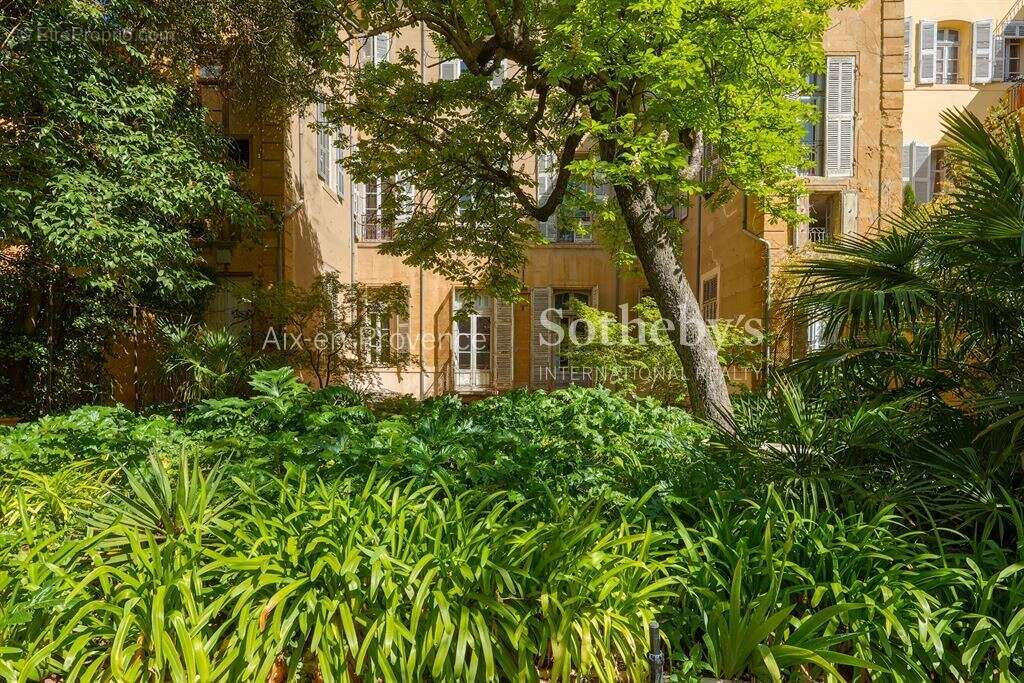 Appartement à AIX-EN-PROVENCE