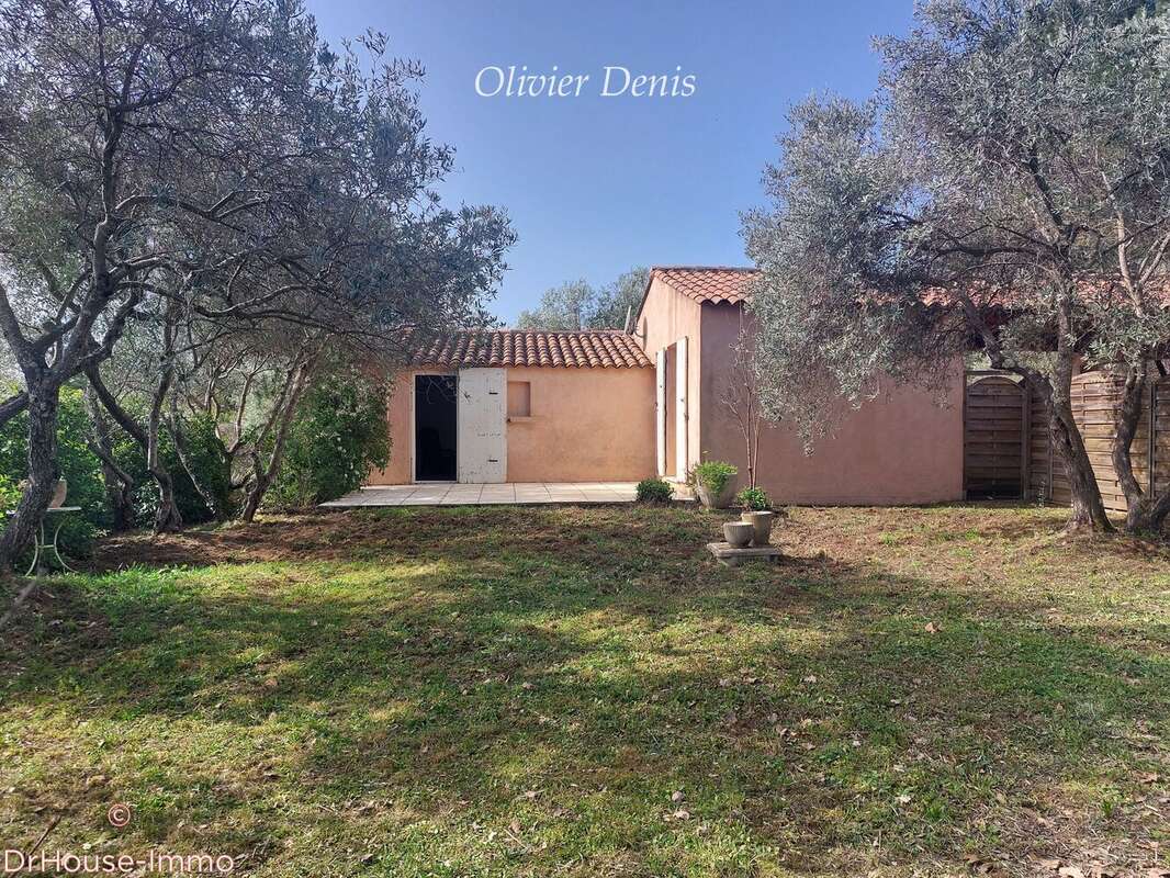 Maison à SAINT-SATURNIN-LES-APT
