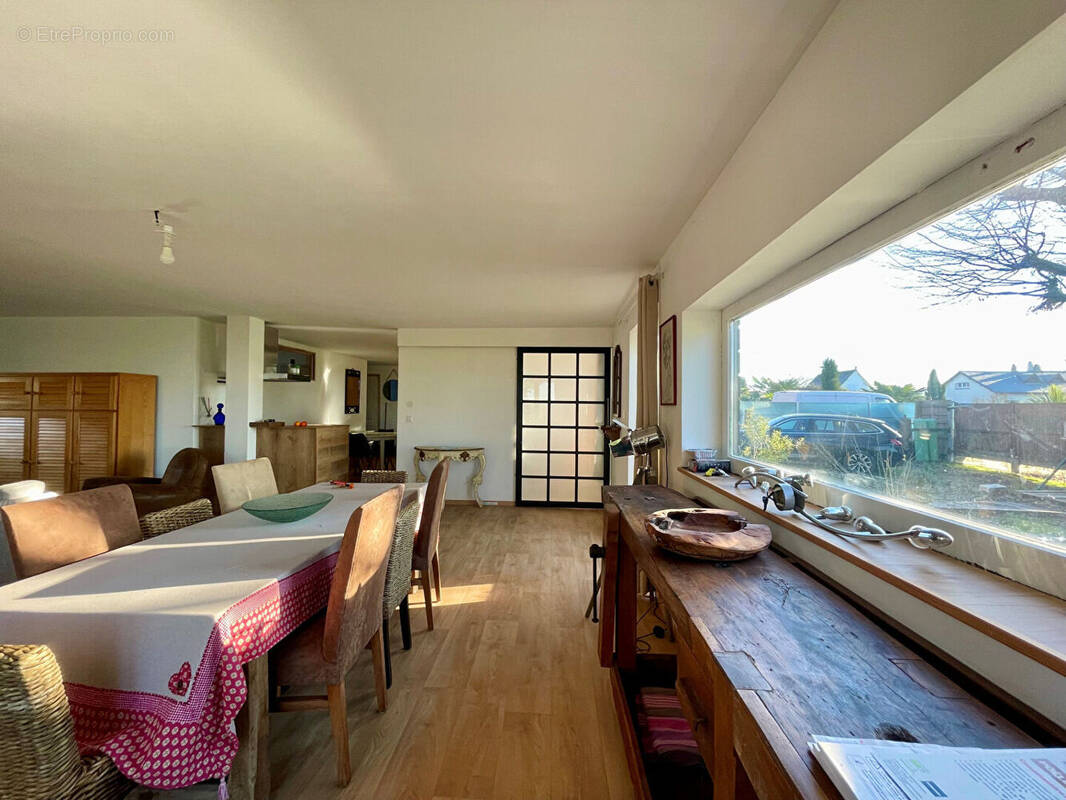 Maison à SAINT-MARTIN-EN-CAMPAGNE