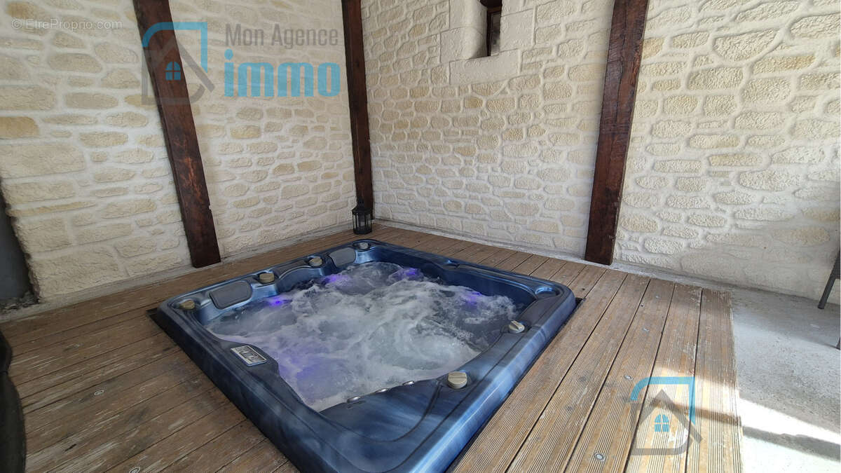 Limeux - Maison de pierres rénovée 3 chambres, avec garage  et jardin - photo 10
