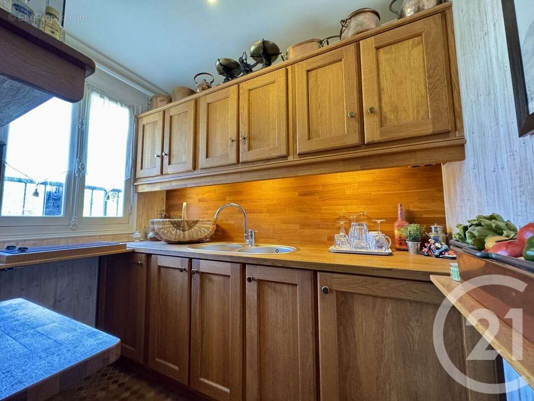 Appartement à FONTAINEBLEAU