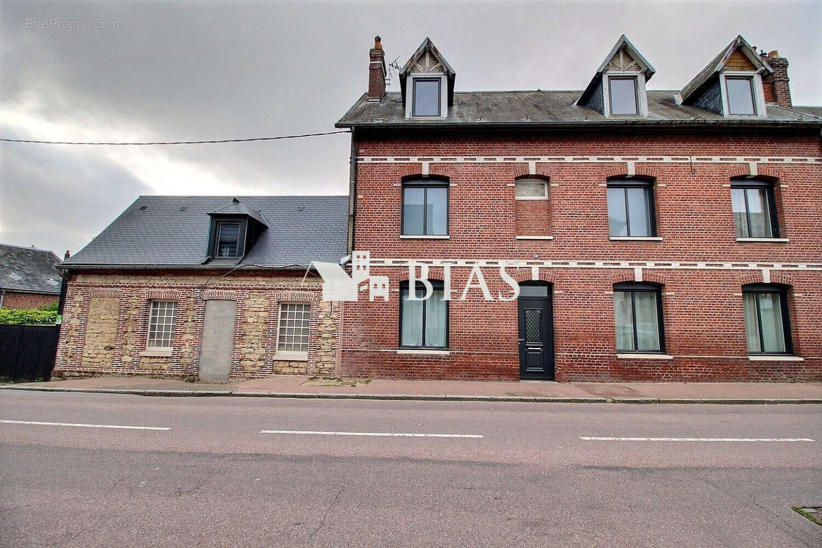 Maison à FORGES-LES-EAUX